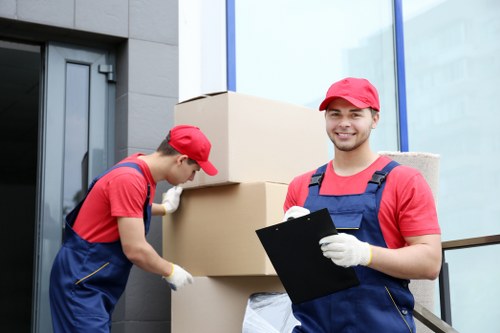 Review of service issue records during a moving complaint