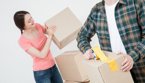 Residential move logistics and access planning in Putney