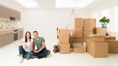 Local removal truck hire for Putney customers